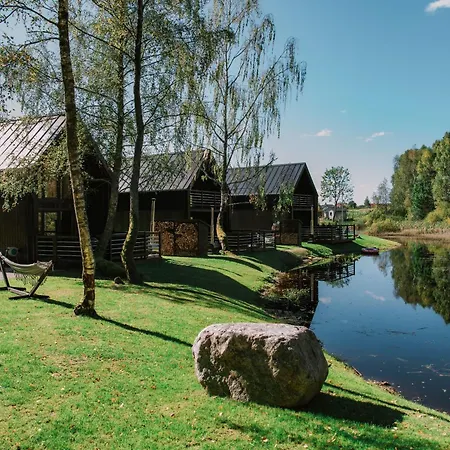Black Balia Sauna Casa de Férias Nowy Klincz