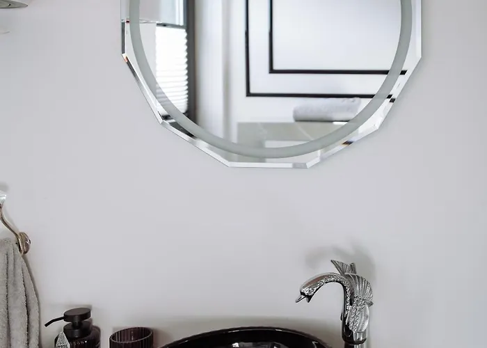 Black Balia Sauna Ferienhaus *